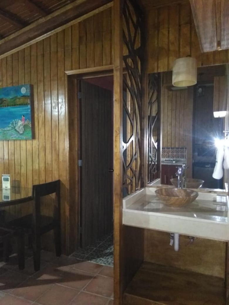 Club Tejamaniles Hotell Los Azufres Exteriör bild