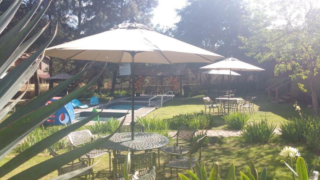Club Tejamaniles Hotell Los Azufres Exteriör bild